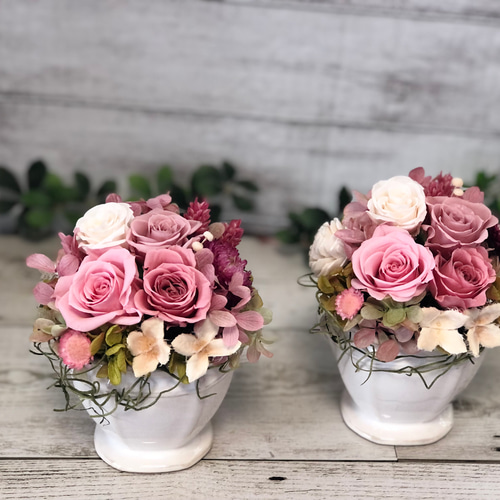 くすみピンク プリザーブドフラワーアレンジ（クリアケース入り