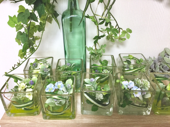 fake green &water in glas 1枚目の画像