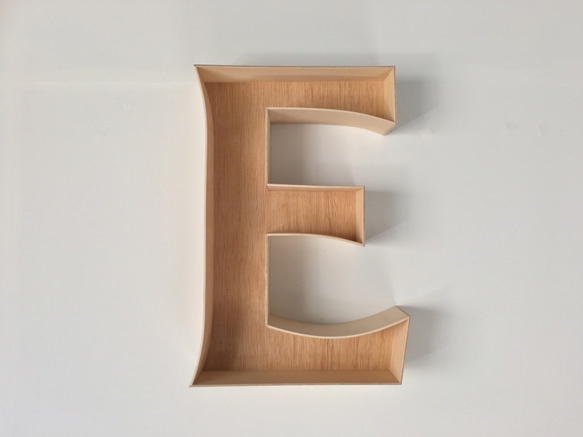 BENT WOOD LETTER SIGN / LARGE / E 2枚目の画像