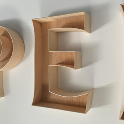 BENT WOOD LETTER SIGN / LARGE / E 4枚目の画像