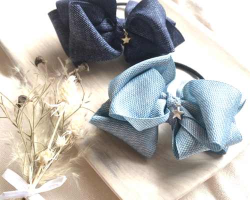 デニムリメイク   ヘアゴム  キッズ　リボン　デニム　花柄　ハンドメイド デニムリメイク ヘアゴム キッズ リボン デニム 花柄 ハンドメイド
