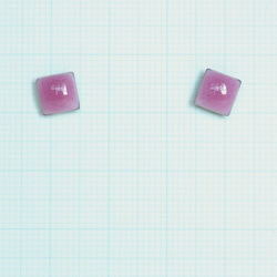 小さな七宝焼ピアス【四角/ピンク】 6枚目の画像