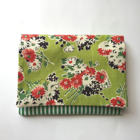 [免費送貨]口袋紙巾，面膜盒綠色花束 第1張的照片