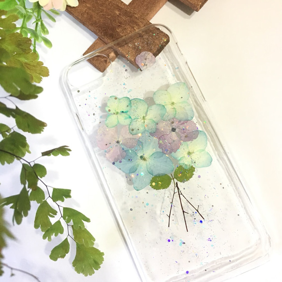 Android全機種対応可能 紫陽花のブーケ 押し花スマホケース 夏にぴったり♪ 1枚目の画像