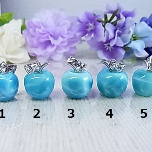 値下げ handmade ラリマー リンゴ ネックレス handmade ラリマー りんご ネックレスの通販 by ✴Larimar Holic