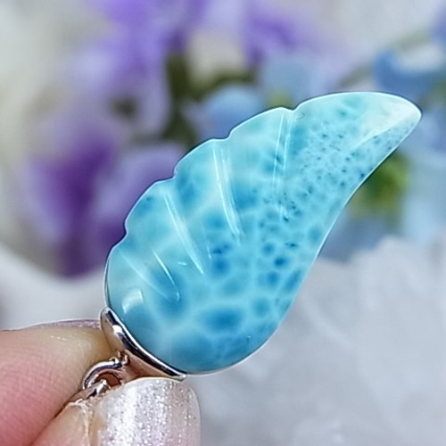 美品】神秘的 美しい ラリマー 透明感 幸せな羽 海色の空へ ドミニカ産 