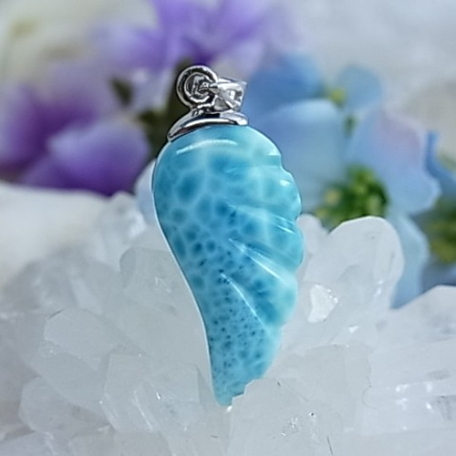 美品】神秘的 美しい ラリマー 透明感 幸せな羽 海色の空へ ドミニカ産 