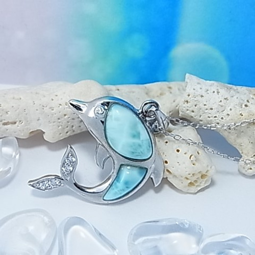◇キラキラ可愛いイルカのラリマー◇空と海のようなブルーとsv925の