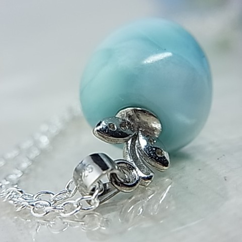 値下げ handmade ラリマー リンゴ ネックレス りんごの ラリマー ぷっくりが可愛い ペンダント ネックレス