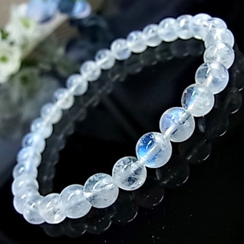 月の光＊レインボームーンストーン ＊愛を伝える月のパワー＊6月の