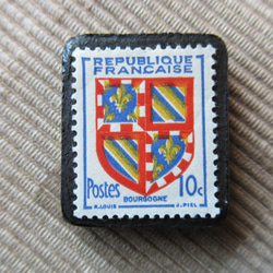 フランス　紋章切手ブローチ6658 1枚目の画像
