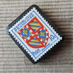 フランス　紋章切手ブローチ6658 2枚目の画像