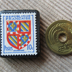 フランス　紋章切手ブローチ6658 3枚目の画像