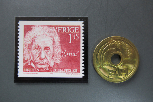 スウエーデン　アインシュタイン切手ブローチ6698 3枚目の画像