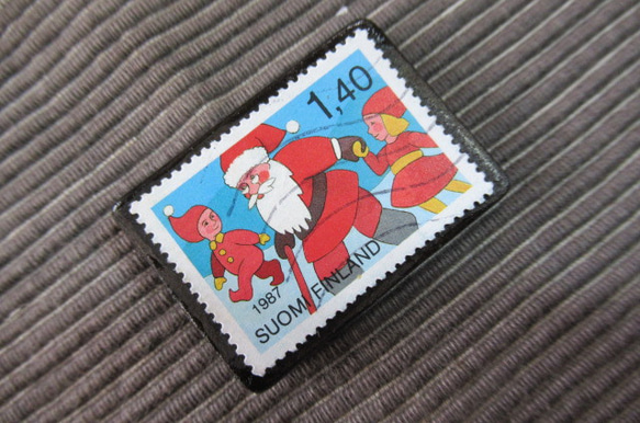 アップサイクル　クリスマス切手ブローチ6897 2枚目の画像