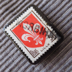 アップサイクル　フランス切手ブローチ6986 2枚目の画像