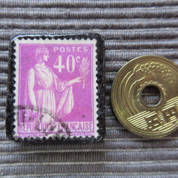 アップサイクル　フランス切手ブローチ7024 3枚目の画像