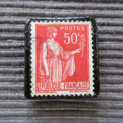 アップサイクル　フランス切手ブローチ7025 1枚目の画像
