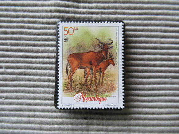 モザンビーク　切手ブローチ7656 1枚目の画像