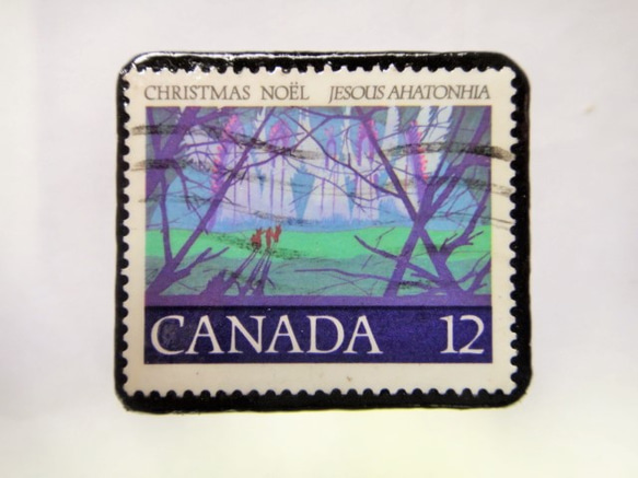 カナダ　クリスマス切手ブローチ209 1枚目の画像