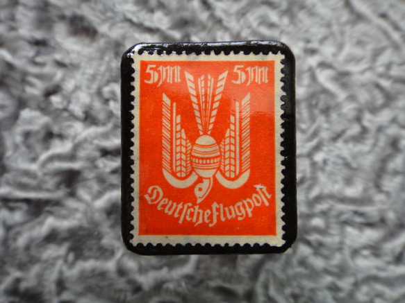 ドイツ　1922～3年　切手ブローチ716 1枚目の画像