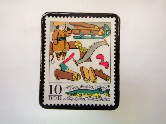 　ドイツ　童話切手ブローチ　980 1枚目の画像