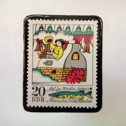 　ドイツ　童話切手ブローチ　982 1枚目の画像