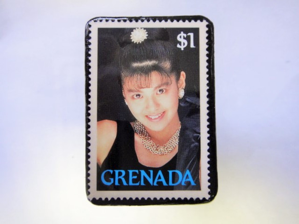 グレナダ　切手ブローチ1000 1枚目の画像
