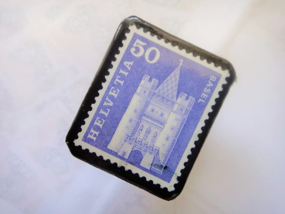 スイス　 切手ブローチ1506 2枚目の画像
