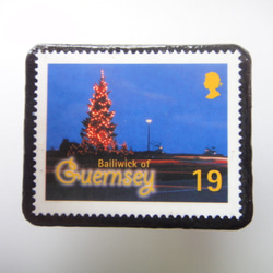 ガーンジー　クリスマス切手ブローチ1598 1枚目の画像
