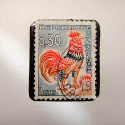 フランス1962年「鶏」切手ブローチ2095 1枚目の画像