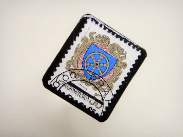 チェコスロバキア　切手ブローチ2496 2枚目の画像