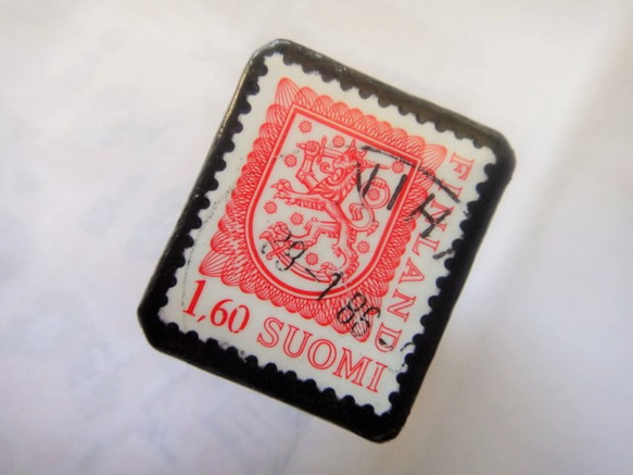 フィンランド　切手ブローチ　2907 2枚目の画像
