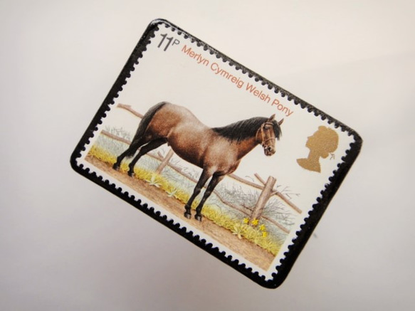 英國馬郵票胸針3409 第2張的照片