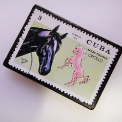 キューバ　馬切手ブローチ3501 2枚目の画像