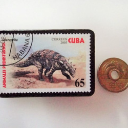 アップサイクル　キューバ　恐竜切手ブローチ 3647 3枚目の画像