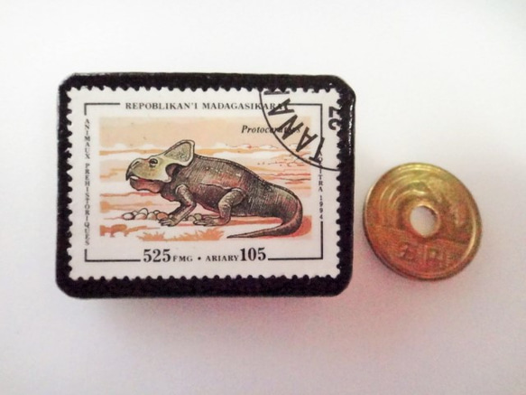 恐龍郵票胸針3690 第3張的照片