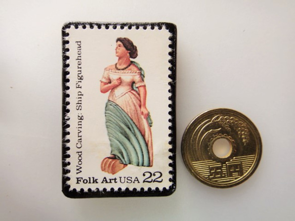 美國木雕娃娃郵票胸針3693 第3張的照片