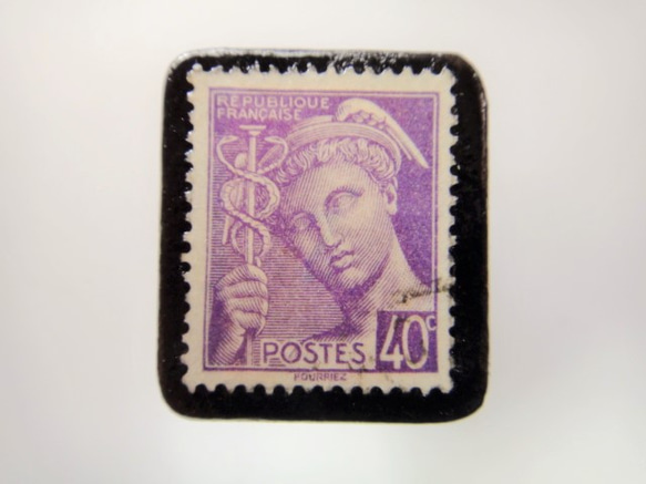 フランス　切手ブローチ 3917 1枚目の画像