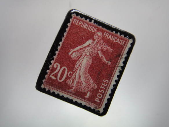 フランス　1906~34年「種をまく人」切手ブローチ 3929 2枚目の画像