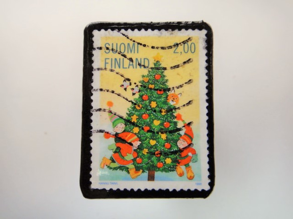 アップサイクル　フィンランド　クリスマス切手ブローチ 4305 1枚目の画像