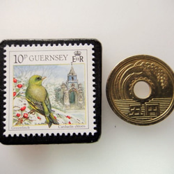 ガーンジー　クリスマス切手ブローチ 4475 3枚目の画像