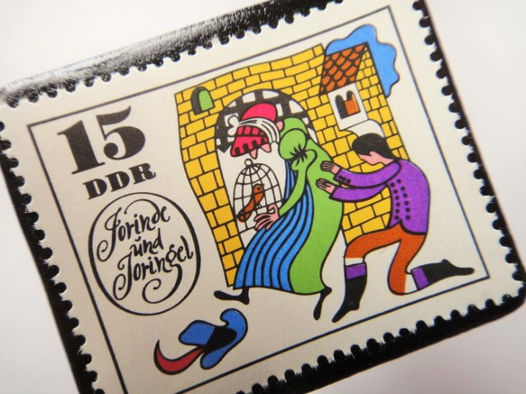 旧東ドイツ  童話切手ブローチ4601 2枚目の画像