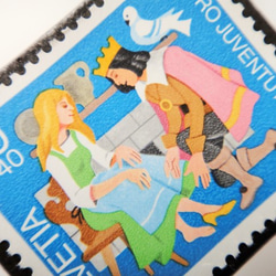 スイス　シンデレラ切手ブローチ　4774 2枚目の画像