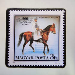 ハンガリー　馬切手ブローチ5049 1枚目の画像
