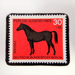 德國馬郵票胸針5140 第1張的照片