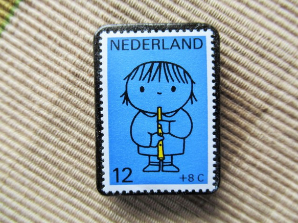 オランダ　童話切手ブローチ5526 1枚目の画像
