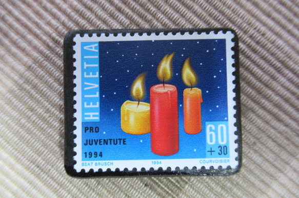 スイス　クリスマス切手ブローチ5676 1枚目の画像