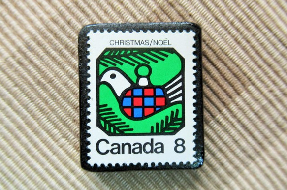カナダ　クリスマス切手ブローチ 5769 1枚目の画像