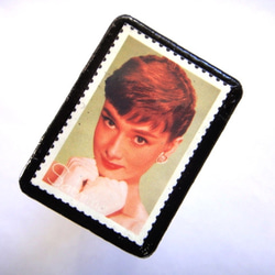 アメリカ 「切手シールブローチ」100 2枚目の画像